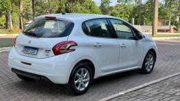 PEUGEOT - 208 - 2014/2015 - Branca - R$ 45.000,00