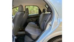 CHEVROLET - CELTA - 2010/2011 - Prata - R$ 26.900,00