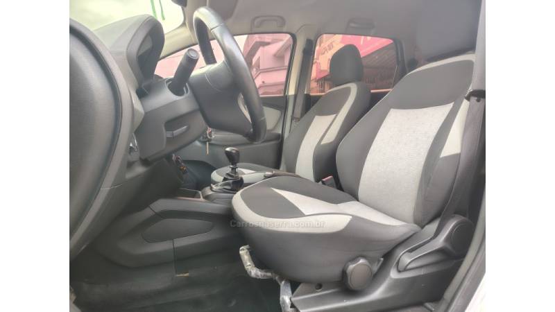 CHEVROLET - SPIN - 2017/2017 - Prata - R$ 52.900,00