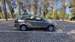 FIAT - PALIO - 2005/2006 - Cinza - R$ 26.900,00