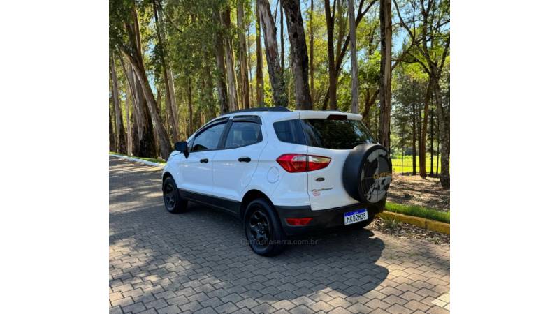 FORD - ECOSPORT - 2012/2013 - Prata - R$ 56.900,00