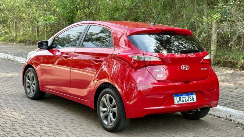 HYUNDAI - HB20 - 2014/2014 - Vermelha - R$ 57.900,00