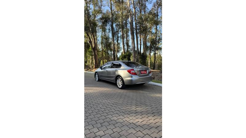 HONDA - CIVIC - 2012/2012 - Prata - R$ 67.900,00