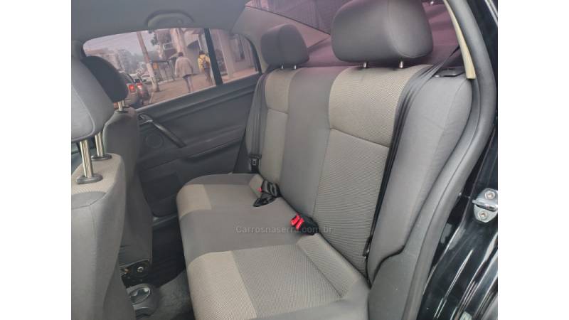 VOLKSWAGEN - POLO SEDAN - 2007/2008 - Preta - R$ 32.900,00
