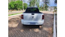 VOLKSWAGEN - SAVEIRO - 2014/2015 - Branca - R$ 51.900,00