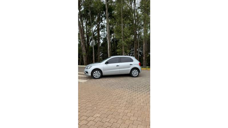 VOLKSWAGEN - GOL - 2020/2021 - Prata - R$ 56.900,00