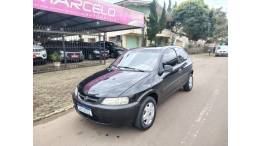 CHEVROLET - CELTA - 2001/2001 - Preta - R$ 16.000,00