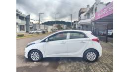 HYUNDAI - HB20 - 2015/2015 - Branca - R$ 46.900,00