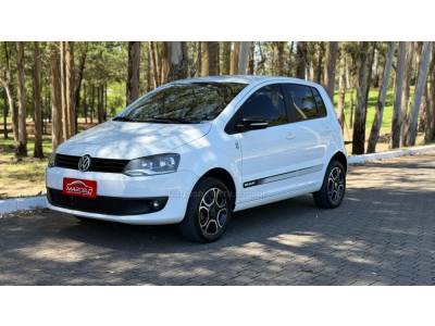 VOLKSWAGEN - FOX - 2014/2014 - Branca - R$ 45.900,00