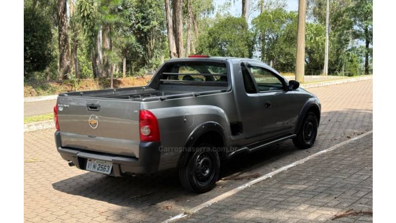 CHEVROLET - MONTANA - 2003/2004 - Cinza - Sob Consulta