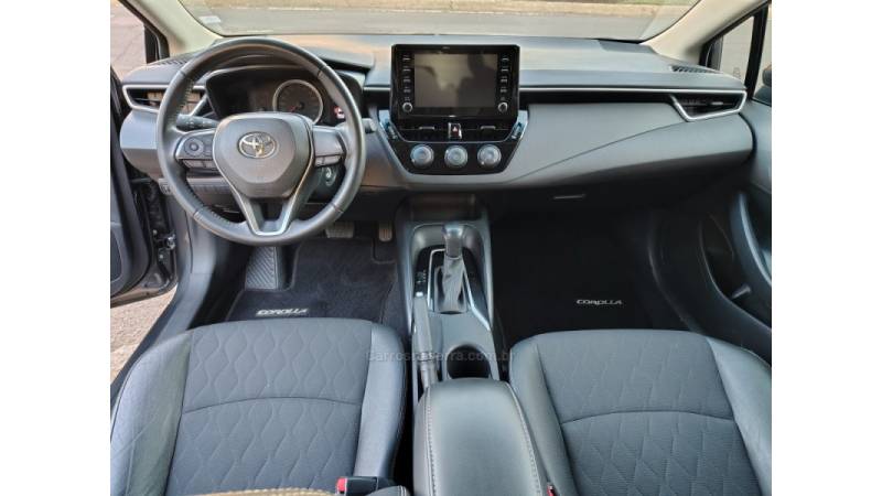 TOYOTA - COROLLA - 2021/2022 - Cinza - Sob Consulta