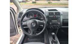 VOLKSWAGEN - POLO - 2011/2012 - Branca - R$ 43.900,00