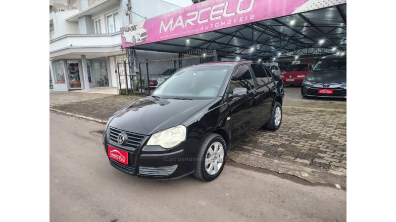 VOLKSWAGEN - POLO SEDAN - 2007/2008 - Preta - R$ 32.900,00