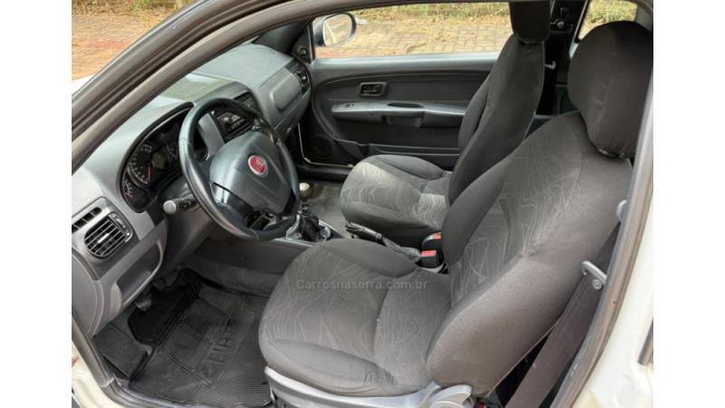 FIAT - STRADA - 2018/2018 - Branca - Sob Consulta