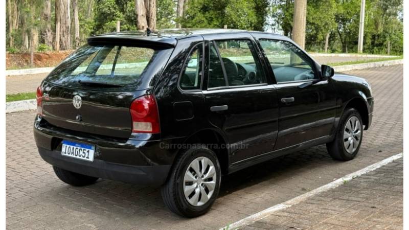 VOLKSWAGEN - GOL - 2008/2008 - Preta - R$ 25.900,00