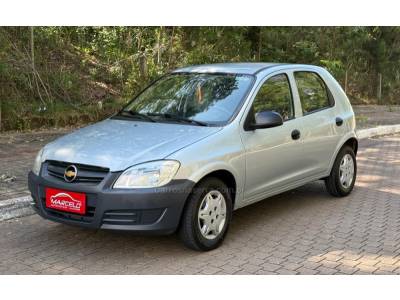 CHEVROLET - CELTA - 2010/2011 - Prata - R$ 26.900,00