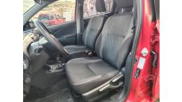 TOYOTA - ETIOS - 2018/2019 - Vermelha - R$ 65.900,00