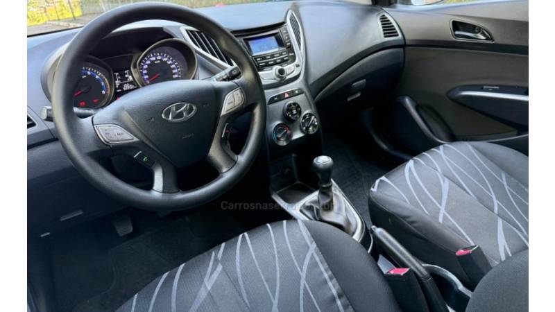 HYUNDAI - HB20 - 2014/2014 - Branca - R$ 45.900,00