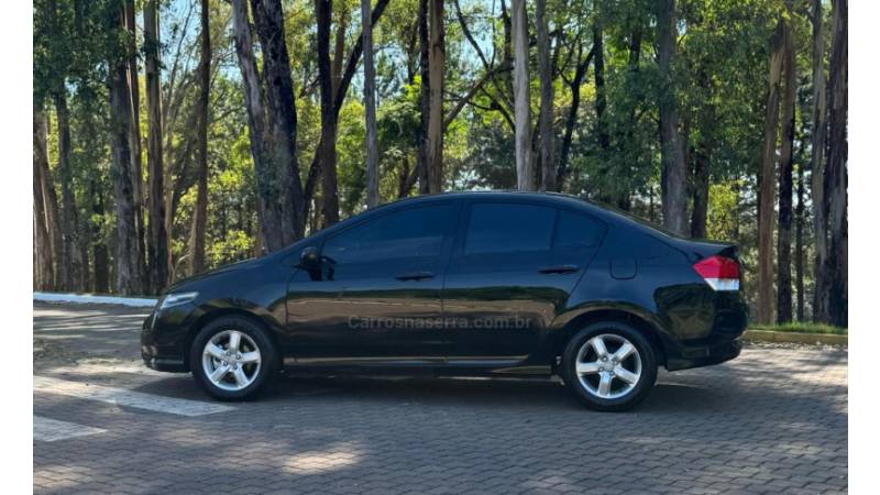 HONDA - CITY - 2009/2010 - Preta - R$ 44.900,00