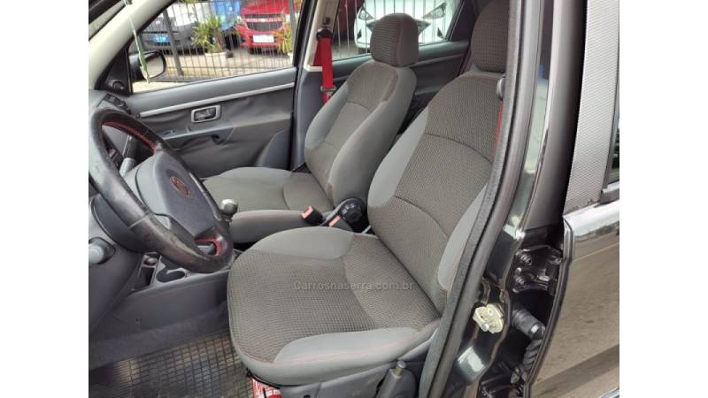 FIAT - PALIO - 2008/2008 - Preta - R$ 32.900,00