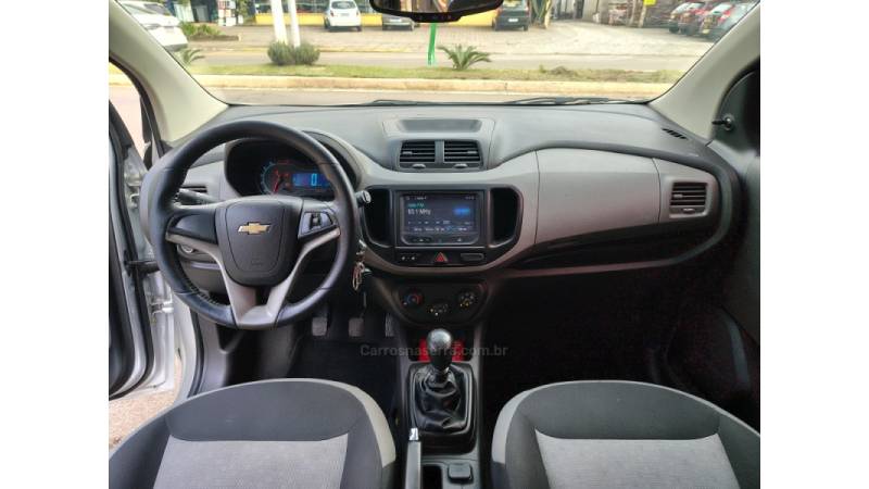 CHEVROLET - SPIN - 2017/2017 - Prata - R$ 52.900,00