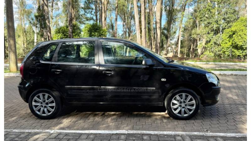 VOLKSWAGEN - POLO - 2008/2008 - Preta - R$ 36.900,00