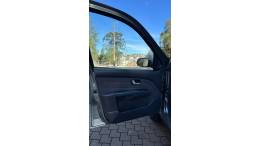 FIAT - PALIO - 2005/2006 - Cinza - R$ 26.900,00