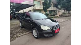 VOLKSWAGEN - POLO SEDAN - 2007/2008 - Preta - R$ 32.900,00
