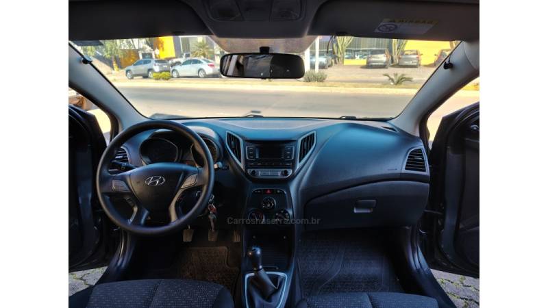 HYUNDAI - HB20 - 2017/2017 - Cinza - R$ 51.900,00