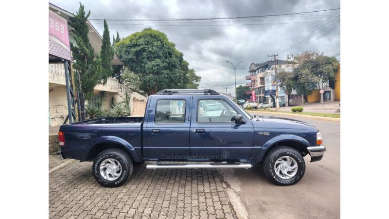 FORD - RANGER - 2000/2001 - Azul - Sob Consulta
