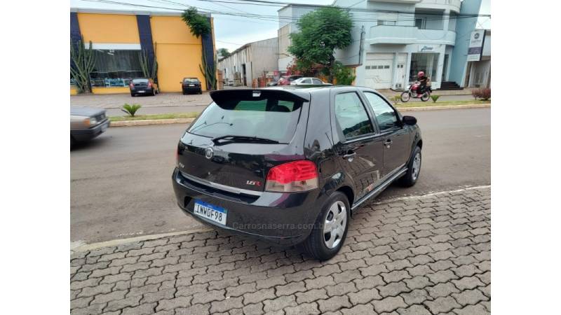 FIAT - PALIO - 2008/2008 - Preta - R$ 32.900,00
