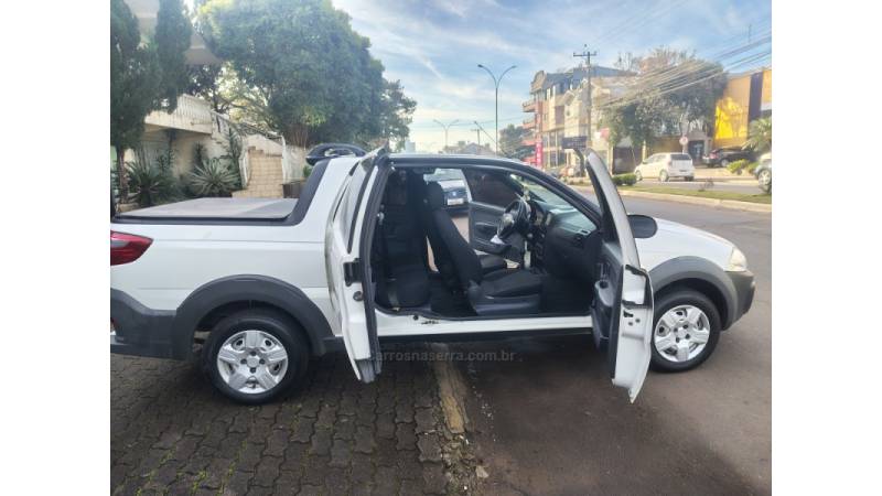 FIAT - STRADA - 2020/2020 - Branca - R$ 75.900,00
