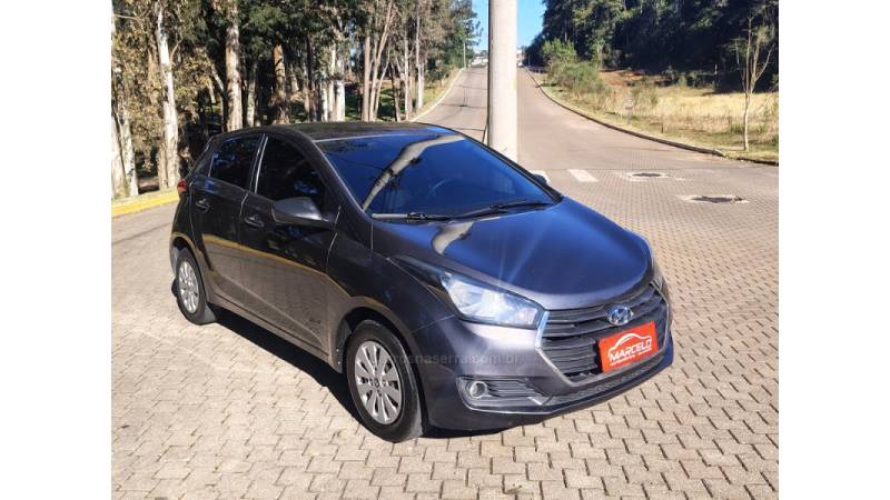 HYUNDAI - HB20 - 2017/2017 - Cinza - R$ 51.900,00
