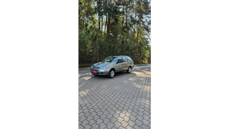 FIAT - PALIO - 2005/2006 - Cinza - R$ 26.900,00