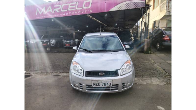 FORD - FIESTA - 2008/2008 - Prata - R$ 26.900,00