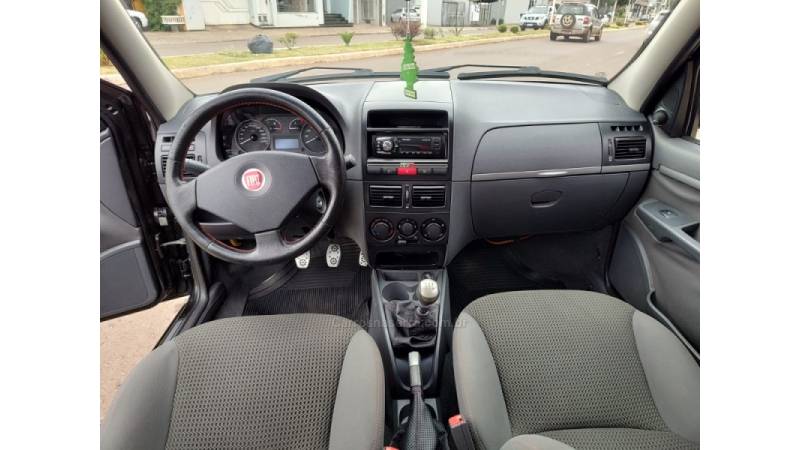 FIAT - PALIO - 2008/2008 - Preta - R$ 32.900,00