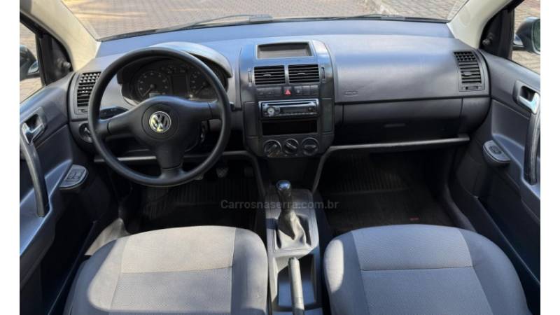 VOLKSWAGEN - POLO - 2008/2008 - Preta - R$ 36.900,00