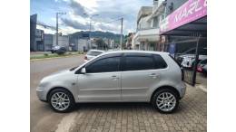 VOLKSWAGEN - POLO - 2003/2004 - Prata - R$ 28.900,00