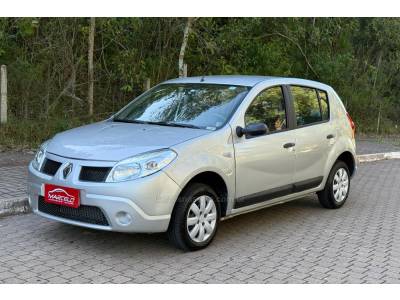 RENAULT - SANDERO - 2008/2009 - Prata - R$ 28.900,00