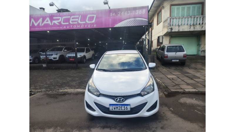 HYUNDAI - HB20 - 2015/2015 - Branca - R$ 46.900,00