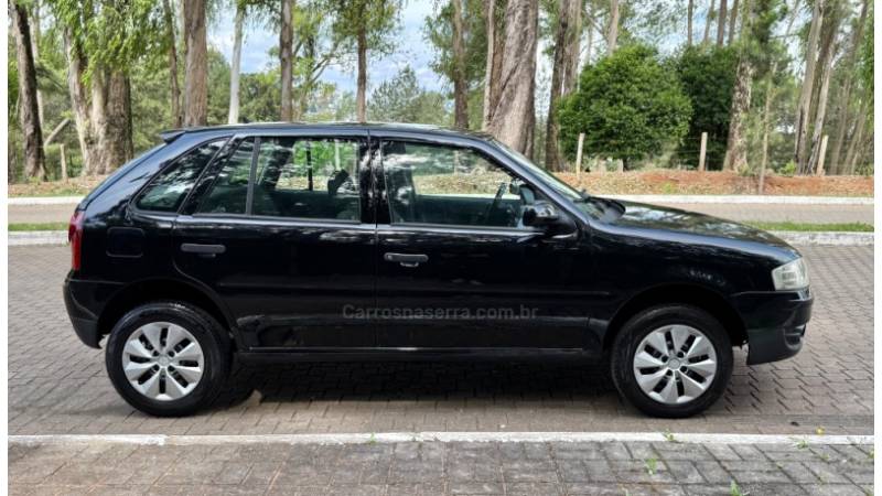 VOLKSWAGEN - GOL - 2008/2008 - Preta - R$ 25.900,00