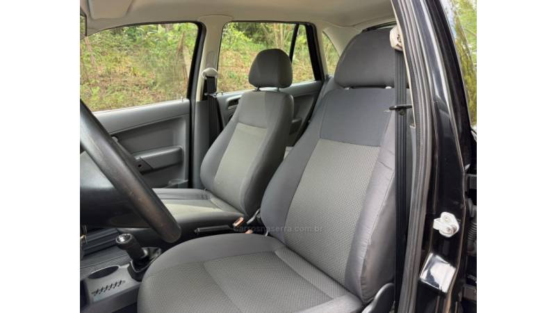 VOLKSWAGEN - GOL - 2008/2008 - Preta - R$ 25.900,00