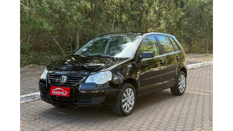 VOLKSWAGEN - POLO - 2008/2008 - Preta - R$ 36.900,00