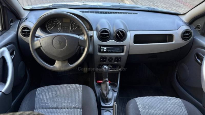 RENAULT - SANDERO - 2008/2009 - Prata - R$ 28.900,00